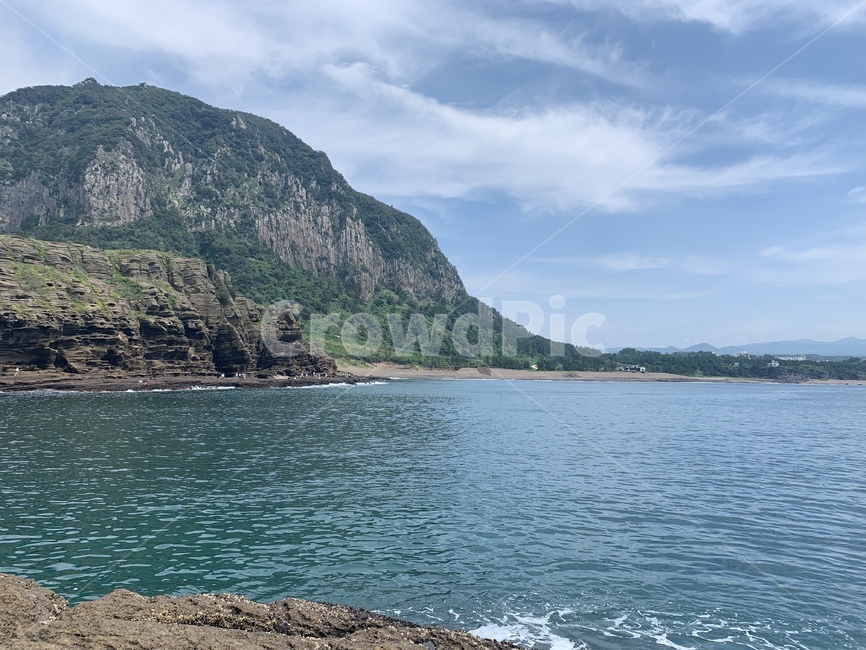 제주도,용머리해안,용머리,해안,해안가,여유,휴가,바다,하늘,푸른하늘,절벽