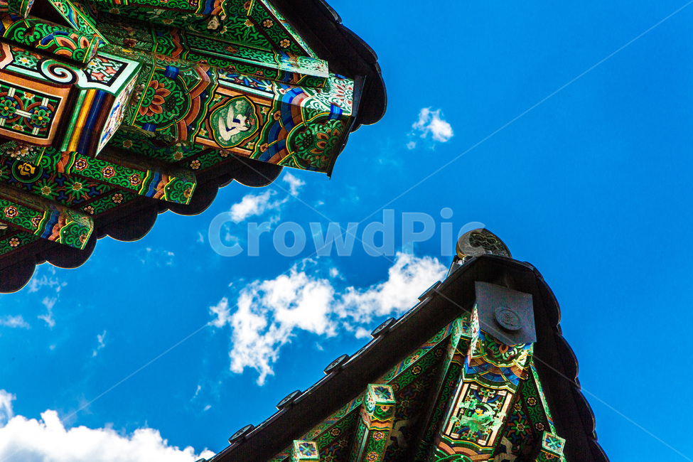 처마,추녀,단청,하늘,구름,사찰,한국전통,한국문화,korean traditional,korean culture,건축물,건물외관,exterior,building,structure,architecture,construction