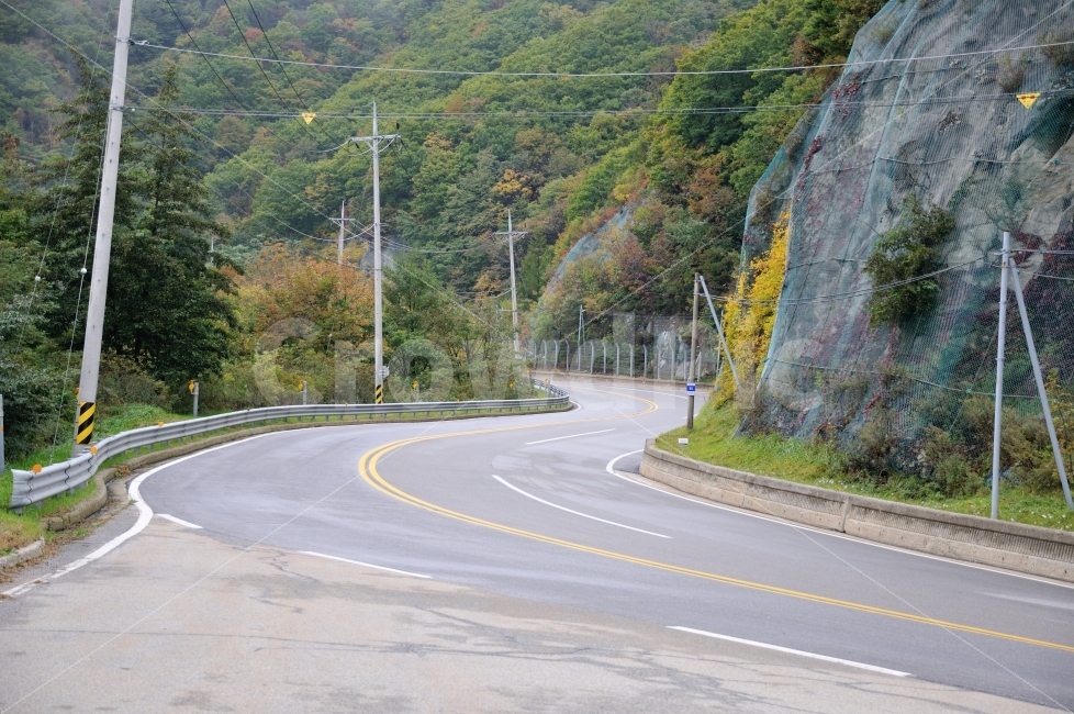 풍경,자연,가을,나무,단풍,자연,풍경,nature,landscape,가을,계절,fall,autumn,season,교통,교통수단,traffic,transportation,road,도로,highway,고속도로,freeway,고속 도로