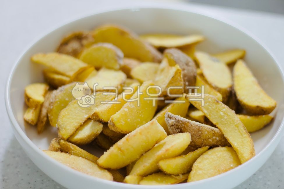 French fries,Wedge Potato,potato,fried food,snack