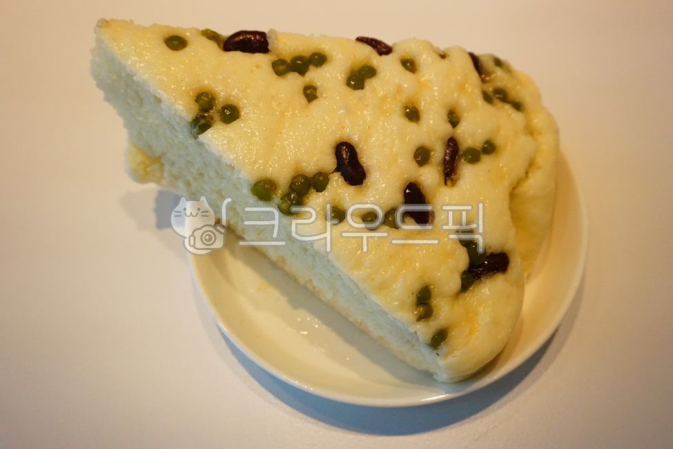 Bread,liquor bread,makgeolli liquor bread,korean food,korean traditional food,dessert,korean dessert,bread,liquor bread,makgeolli bread,beans,korean food,korean culture,korean bread,corn bread,corn stalk bread