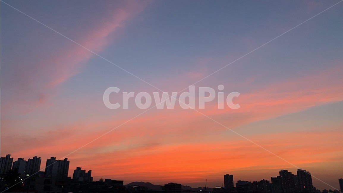 빛,하늘배경,light,cloud,sky,하늘,구름,구름사이,노을,붉은하늘,붉은노을,붉은구름,sun,sunset,감성사진