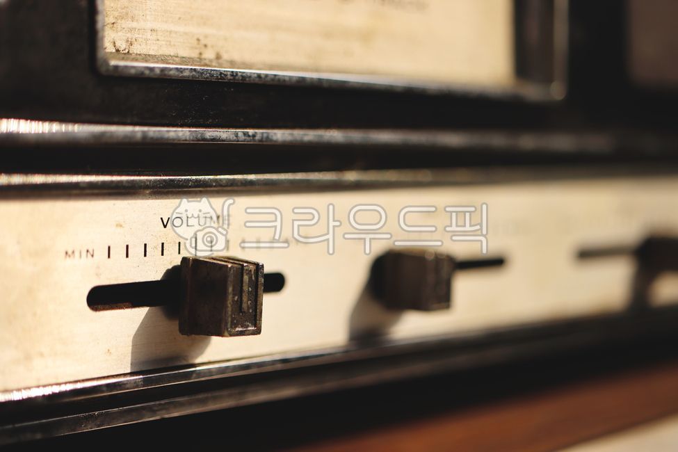 Listening to music,broadcast,memory,listener,radio,music,airwaves,curios,antique,Emotion,communication,conversation,Communication,old,retro,spread,broadcasting,warm,vintage