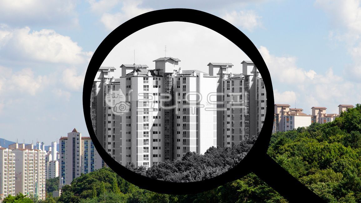 town,city,charter,real estate,building,reading glasses,urban,Trading,Apartment lease,Find a charter,Real estate crisis,high rise building,apartment