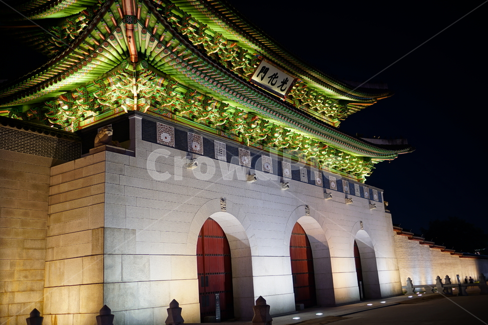 광화문,경복궁,궁궐,궁전,고궁,서울,한국,문화재,종로,종로구,사직로,조선왕조,조선시대,조선,역사,야경,korea,seoul,전통,한옥,성문,한양도성,성벽,캐슬,castle,한국전통,한국문화,서울야경,서울풍경,풍경,nightview,nightscene,nightscape,한국관광지,한국명소,랜드마크,landmark,landscape,culturalassets,culturalproperties,야경,밤,풍경,nightscape,night,landscape,한국전통,한국문화,korean traditional,korean culture,랜드마크,landmark,tourist attraction,한국랜드마크,한국관광지,한국명소,korea landmark,korea tourist attraction,건축물,건물외관,exterior,building,structure,architecture,construction,pagoda,탑,건물,shrine,신사,worship,예배