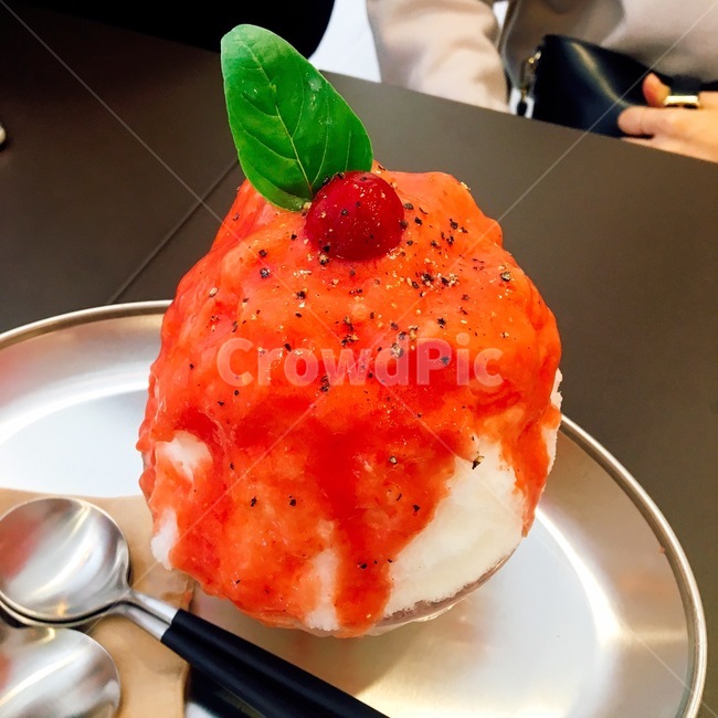 빙수,여름,디저트,토마토,토마토빙수,카페,음식,식재료,요리,food,cook,meal,dishes,food reserves,디저트,간식,후식,dessert,snack