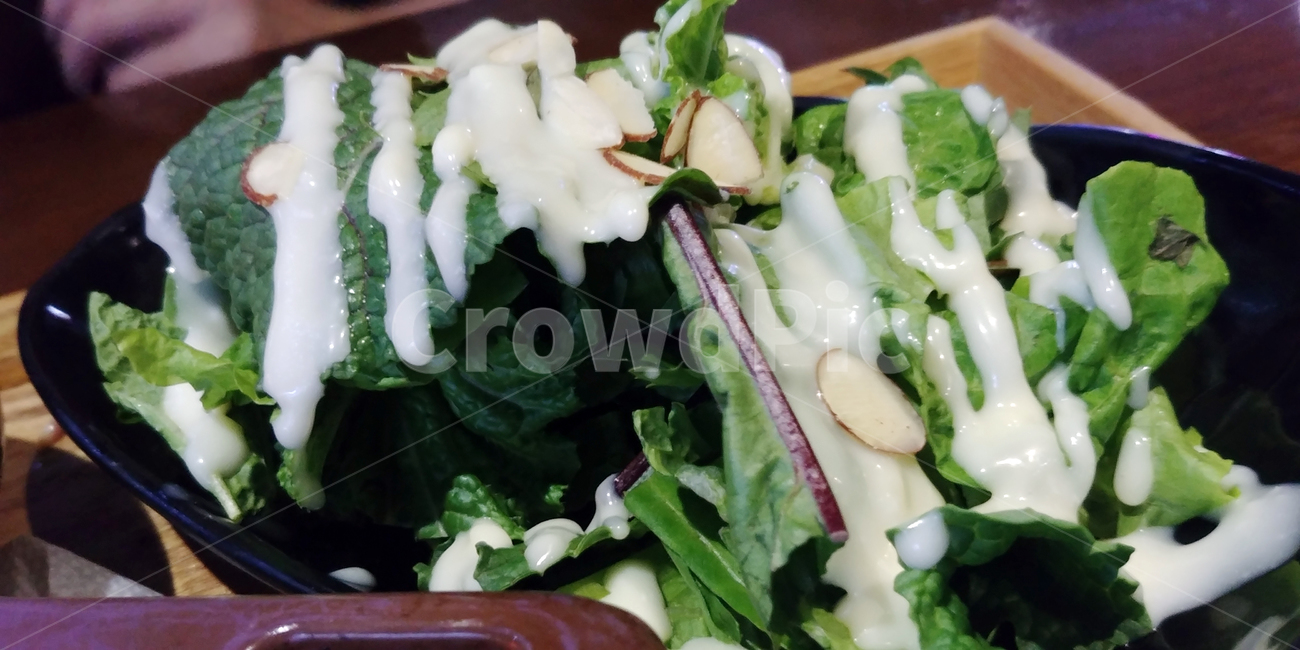 샐러드,드레싱,아몬드,야채,salad,dreesing
