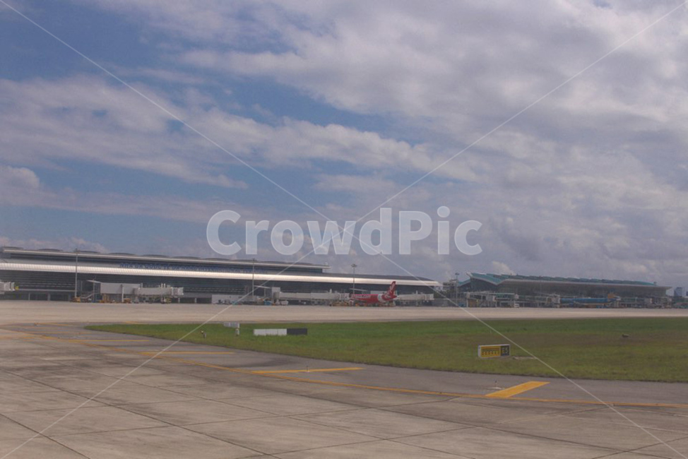 airport,공항,airfield,비행장,하늘,sky,land,땅,자연,풍경,nature,landscape