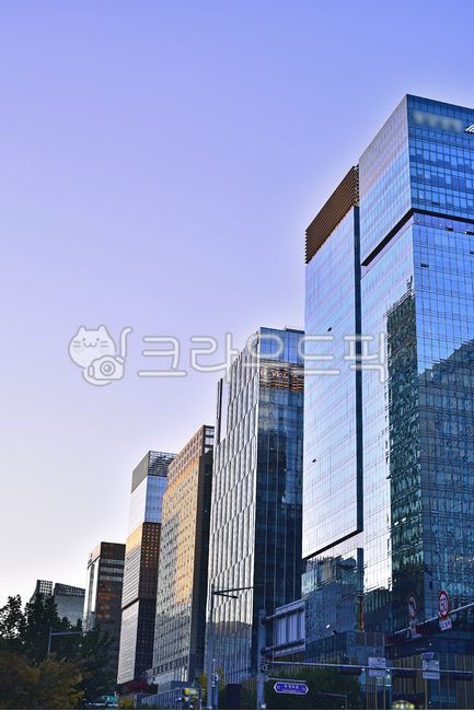 financier,city,concept,office,building,cityscape,company,high rise building,big city,office building,building area,business,officebuilding,town,metropolis,center,seoul,urban,outdoors,Enterprise,major company