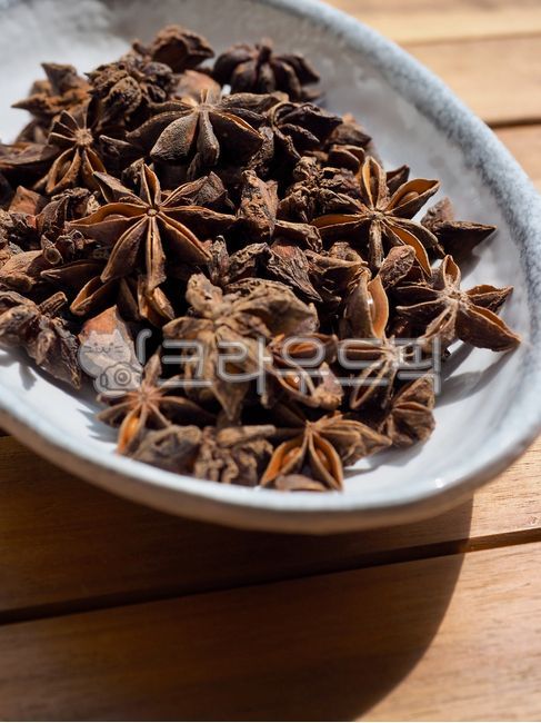 staranisehall,asianfood,spice,cookingingredients,Star Anise Hall,scent,Asian food,dryfood,dry food,indianfood,cooking,organic,starshape,chinesefood,anise,Indian food,Spice,octagonal,star shape,cooking ingredients,brown,Chinese food,octagonal incense,food,
