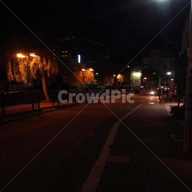 일본밤거리,거리조명,주황색조명,이쁜길거리,이쁜장소,야경,밤,풍경,nightscape,night,landscape,도시,city,asphalt,아스팔트,lighting,조명,road,도로