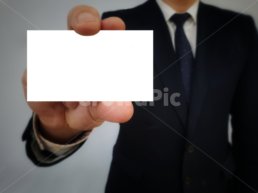 명함,카드,주기,공란,비어있음,마케팅,몸짓,서있기,성인,종이,줌,쥠,클로즈업,정장,알림,부분의,조언,한사람,넥타이,셔츠,비즈니스,남성,남자,흰색,명함누끼,누끼,메시지,대표하는,기업비즈니스,광고,성공,보여주기,연락처,직업,상징,손가락,벽,실내,산업,industry,industrial,비즈니스,사업,business,service,work