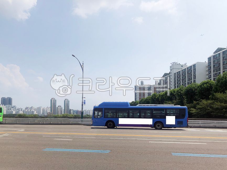 bus,commercial,commercialadvertisement,square billboard,outdoor advertising,sign board,citybusadvertisement,outdooradvertisement,Mockup image,commercialbillboard,busadvertisement,advertisingdesign,emptied,billboard,emptyspace,empty place,background,bus ad