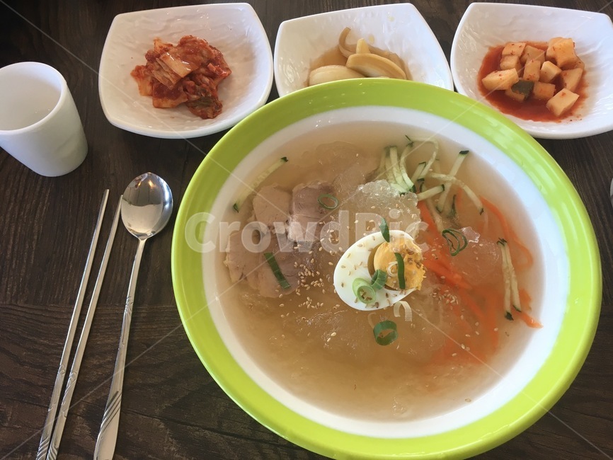 국수,냉국수,얼음,여름음식,젓가락