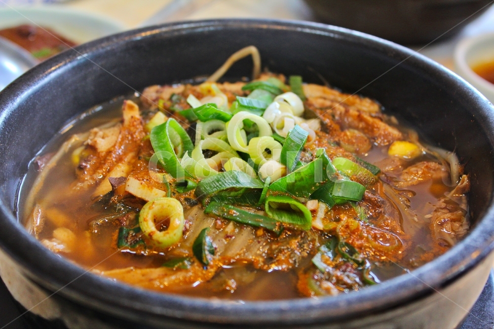 우거지,내장탕,우거지내장탕,콩나물국밥,국밥,음식,식재료,요리,food,cook,meal,dishes,food reserves,한식,한국음식,한국요리,korean food,korean dishes,korean meal,korean cook