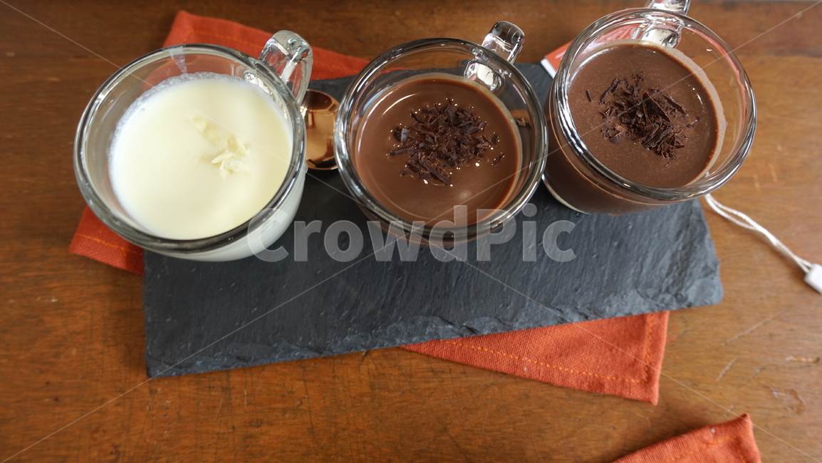 cafe,카페,초콜렛,초콜릿,chocolate,beverage,음료,drink,dessert,디저트,food,음식,cocoa,샘플러,수제초콜릿