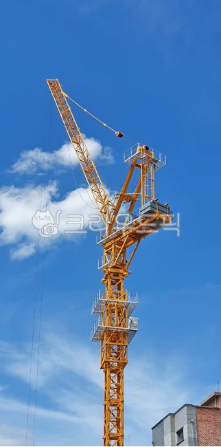 크레인,대형크레인,타워크레인,luffingtowercrane,러핑타워크레인,공사장,재개발,재건축,l형,기복형,건설크레인,constructioncrane