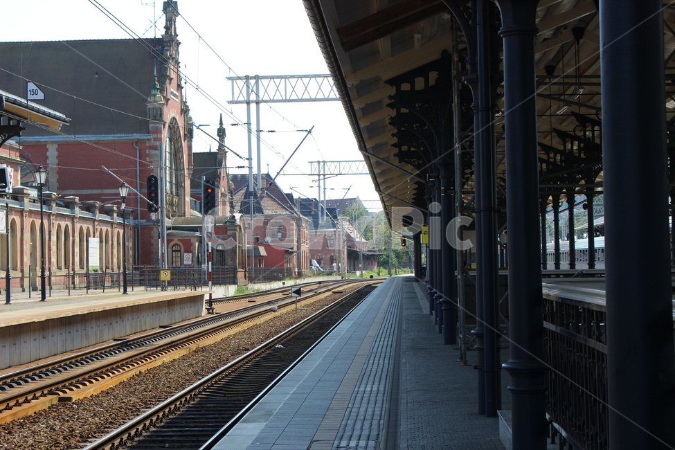기차역,플랫폼,railway,철도,교통,레일,traintrack,기찻길,교통,교통수단,traffic,transportation