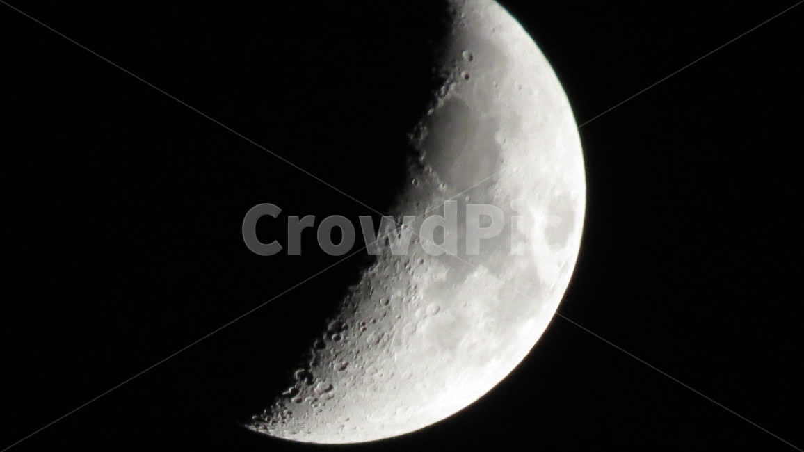 달,반달,moon,달확대,과학달,밤달,밤하늘,야경,밤,풍경,nightscape,night,landscape,astronomy,천문학,universe,우주,nature,자연,outdoors,옥외,outer space,대기권 밖