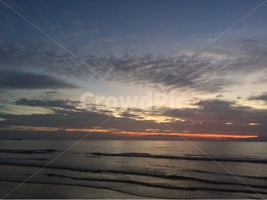 afternoon,Beach,evening time,Kota Kinabalu,ocean,Borneo Island,sunset,nightfall,Indonesia,Tanjung Aru Beach
