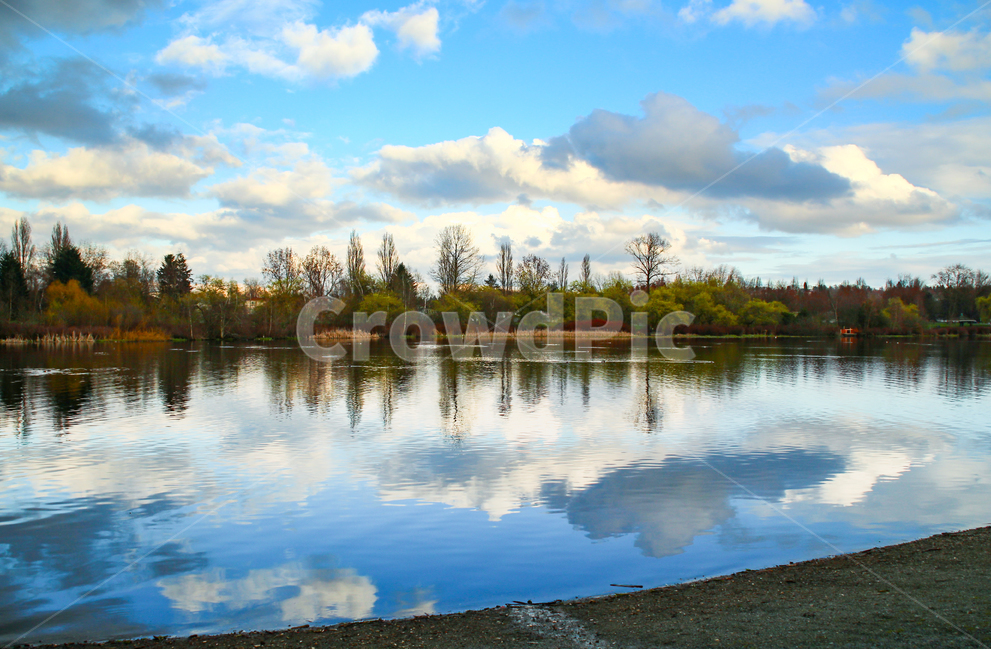 sky,blue sky,windless,mirror,reflection,nature,lake park,early spring,Decalcomani,Clean,peaceful,cloud,spring,outdoor,beautiful,background,sight,spring day,lake,park