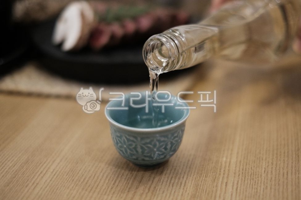alcohol,glass,restaurant,bowl,drink,cup,traditional liquor