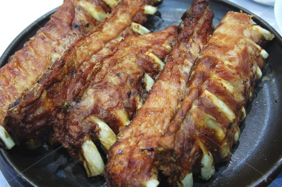 돼지등갈비,돼지고기,돼지갈비,등갈비,고기,육류,숯불구이,구이,음식,요리,음식,식재료,요리,food,cook,meal,dishes,food reserves,육류,고기,meat