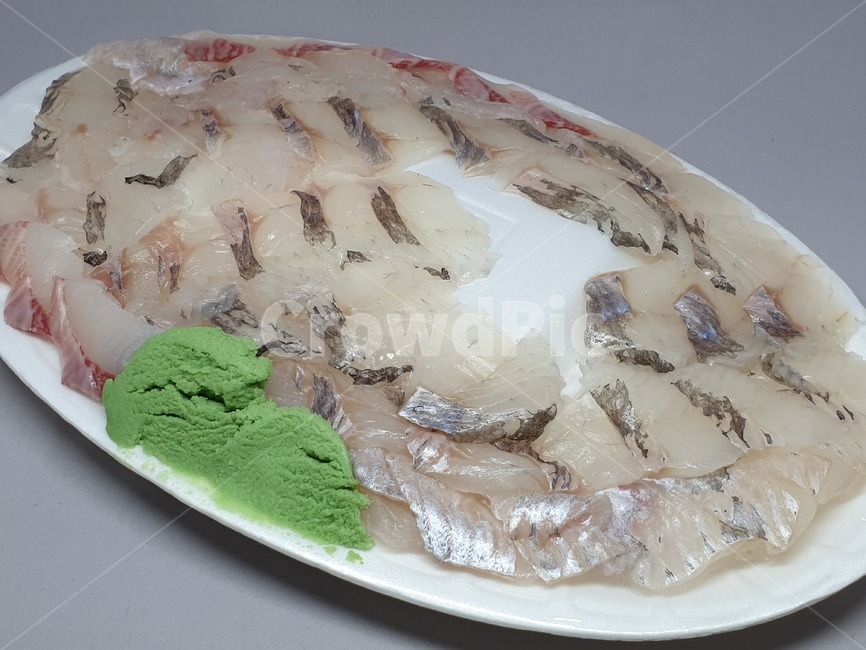 우럭,우럭회,회,생선,물고기,사시미,안주,술안주,meal,dish,seafood,시푸드,씨푸드,fish,맛있는,접시,food,음식,요리,cook