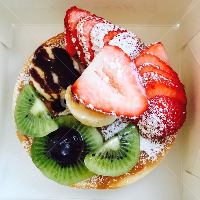 팬케이크,딸기,키위,바나나,블루베리,슈가파우더,시럽,초코,초코시럽,banana,pancake,apancake,strawberry,kiwi,blueberry,zuccheroavelo,syrup,chocolatesyrup,음식,food,dessert,디저트,브런치,brunch