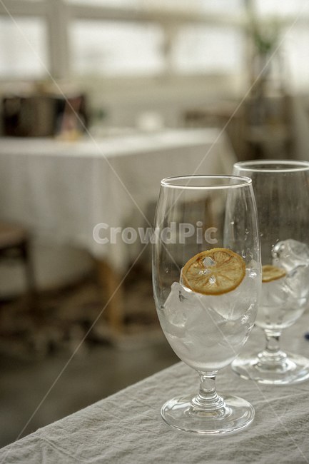 음료,유리컵,유리잔,카페,감성,drink,음료수,drink,beverage,감성,sensible,feeling