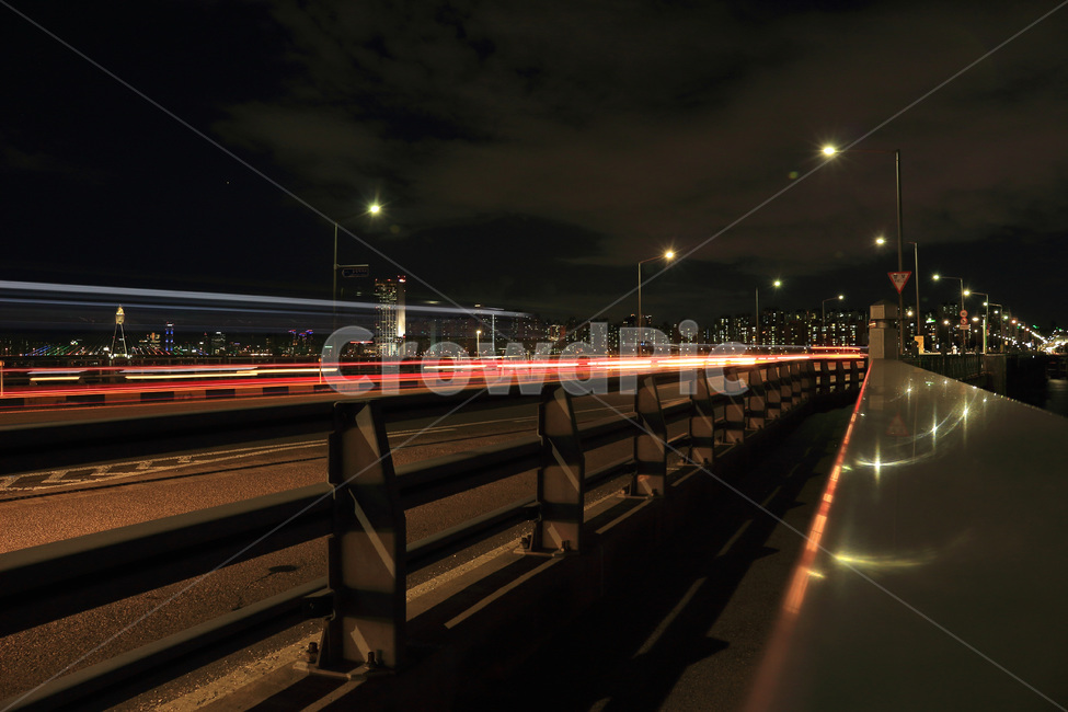 road,handrail,난간,대교,궤적,벌브,벌브셔터,심야,야경,밤,풍경,nightscape,night,landscape,도로,banister