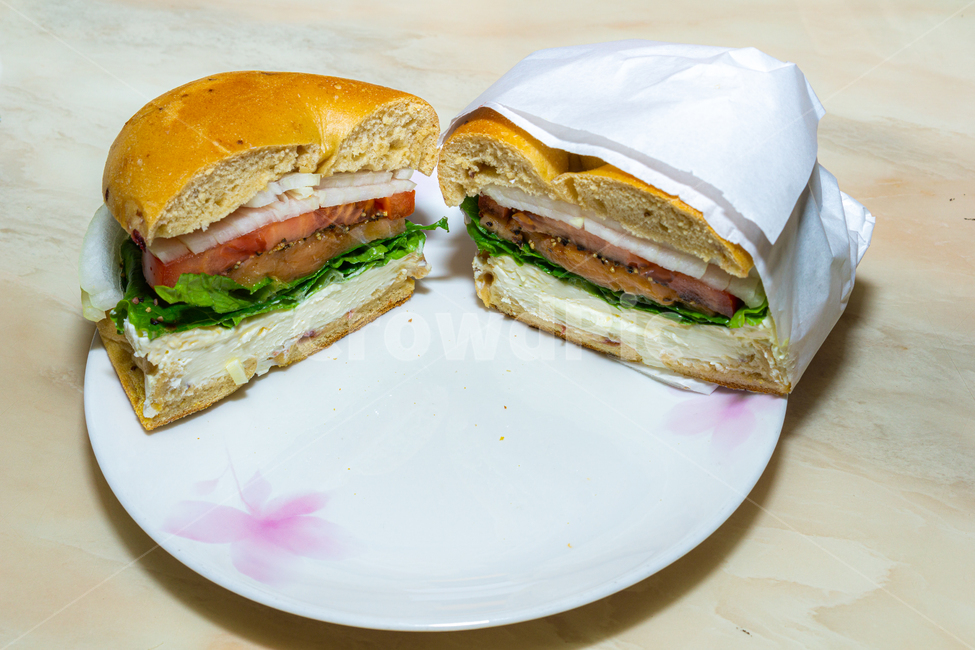 food,음식,burger,버거,연어,연어샌드위치,샌드위치,베이글,빵,bread,sandwich,salmonsandwich,salmon,뉴욕베이글