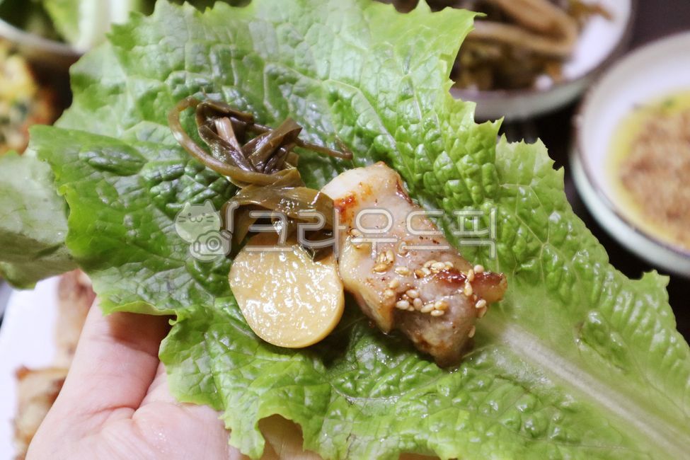 meal,side dish,pork belly,to cook,meat,cooking,pork,pig,Ssam cuisine