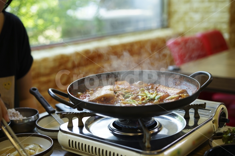 식사,갈치조림,생선,먹방,조림,음식,푸드,매콤,건강,갈치,밥도둑,외식,음식,식재료,요리,food,cook,meal,dishes,food reserves,수산물,해산물,fishery products,seafood,한식,한국음식,한국요리,korean food,korean dishes,korean meal,korean cook