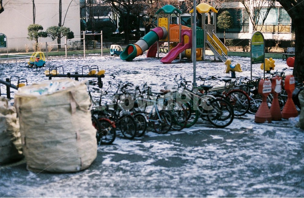 놀이터,겨울,자전거,눈,풍경,겨울,계절,winter,season,놀이공원,놀이동산,놀이터,amusement park,playground