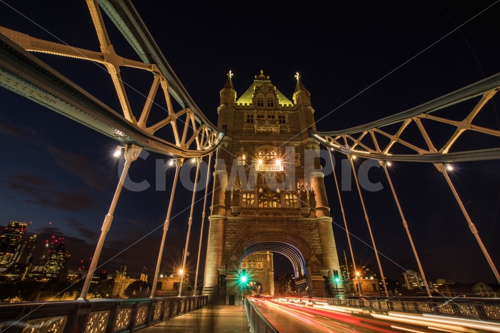 유럽,런던,타워브릿지,야경,영국,야경,밤,풍경,nightscape,night,landscape,도시,city,랜드마크,landmark,tourist attraction,해외,외국,세계,foreign,oversea,world,세계도시풍경,해외도시풍경,외국도시풍경,world cityscape,세계랜드마크,해외랜드마크,외국랜드마크,world landmark,world tourist attraction,road,도로,building,건물,architecture,건축물