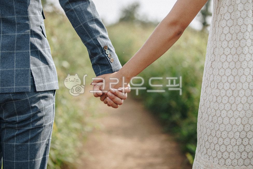 손,연인,부부,뒷모습,수트,원피스,hand,person,사람,human,인간