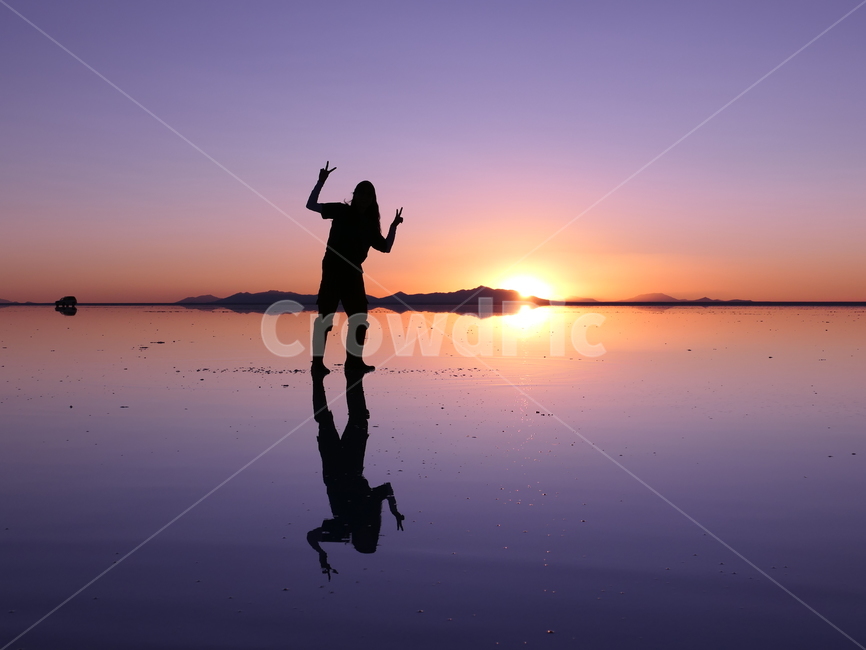 우유니,uyuni,소금사막,우유니소금사막,남미,볼리비아,salardeuyuni,우유니소금호수,소금호수,노을,sunset,uyunisunset,실루엣,반사,물반사