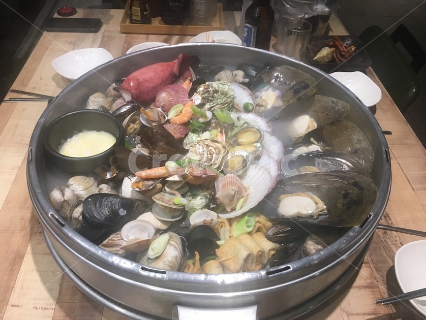 조개찜,조개요리,스튜,meal,식사,요리,dish,음식,food,stew,뜨거운냄비,hotpot,koreanfood,회식,술자리,술안주,한식,한국음식,조개,shell