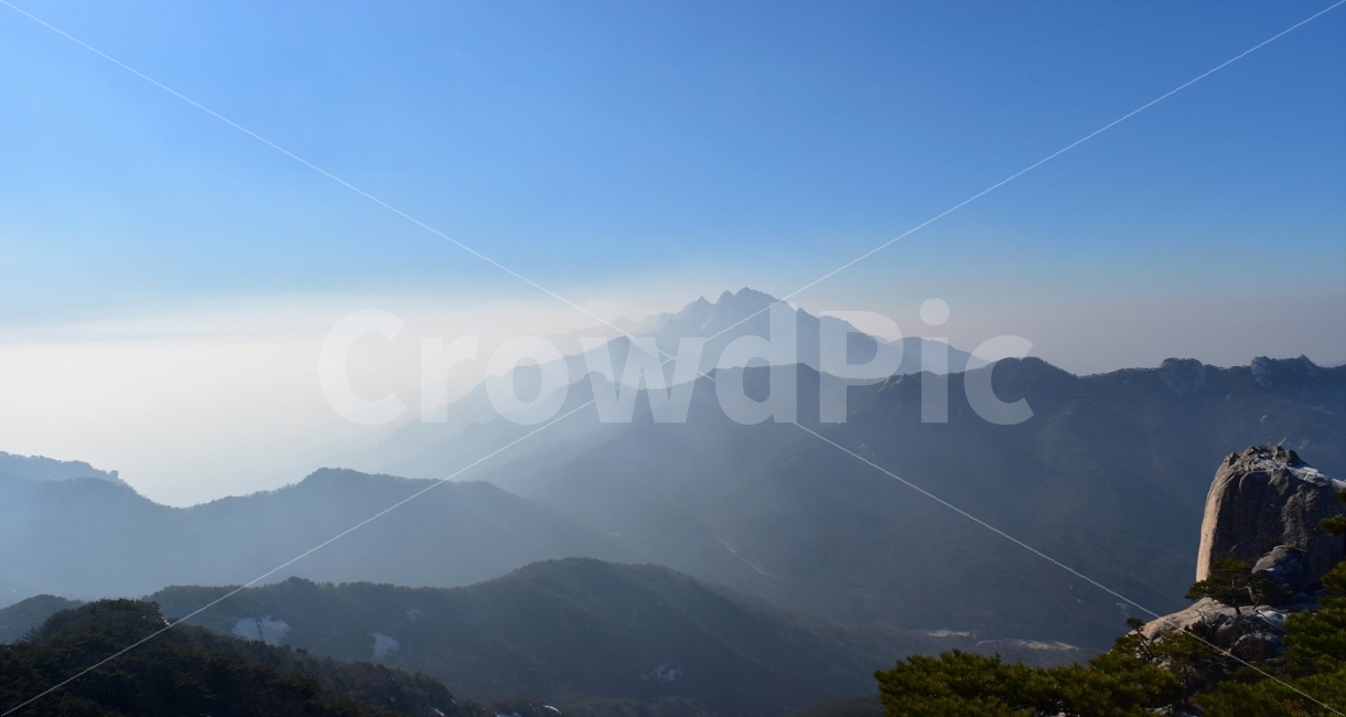 도봉산,풍경,자연,국립공원,산,명산,힐링,바위,기암,등산,맑음,파란하늘,파노라마,마운틴,mountain,nature,오봉,여성봉,역광,햇살,겨울풍경,겨울,북한산,삼각산,북한산국립공원,비경,산그리메,암봉우리,뷰티플,감성,자연,풍경,nature,landscape,한국자연풍경,한국자연경관,korea nature landscape,mountain range,산맥,outdoors,옥외