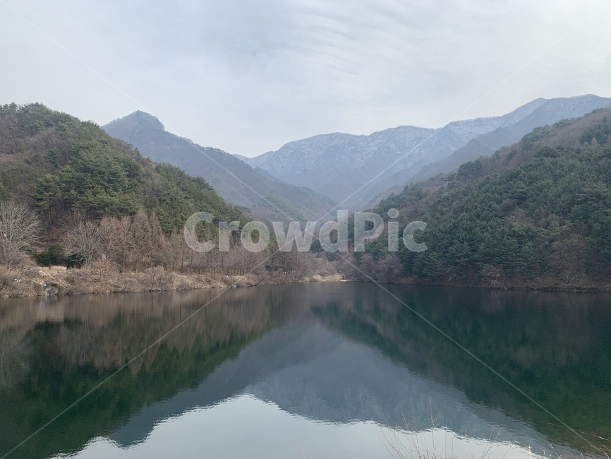 자연,물,풍경,강,저수지,반사,산,nature,water,landscape,river,resorvoir,mountain,reflect,clearwater,맑은물