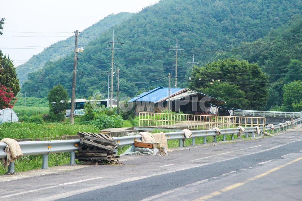시골,자연,mountain,forest,tree,nature,country,경상남도,시골길,오두막,시골,마을,풍경,landscape,country,rural,town