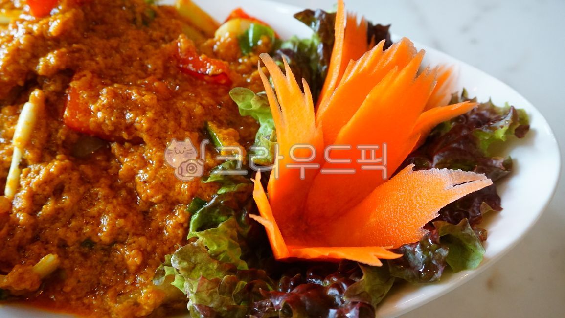 풋팟퐁커리,풋파퐁커리,카레,커리,curry,음식,푸드,베트남요리,태국요리,게요리,푸팟퐁커리,당근,상추