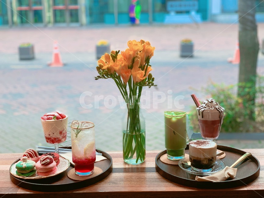 juice,beverage,drink,주스,카페,마카롱,디저트,아이스크림,꽃,cafe,icecream,macaron,flower