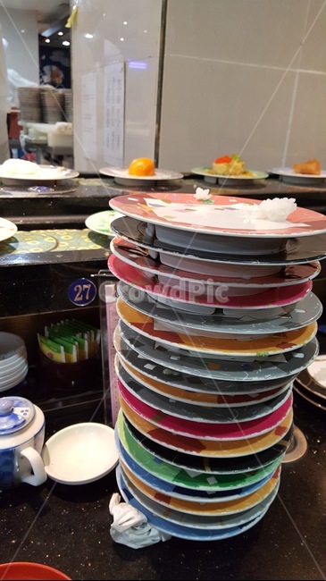 초밥,초밥집,회,접시,회전초밥,무한리필,예쁜접시,형형색색,알록달록,음식,식당,일식