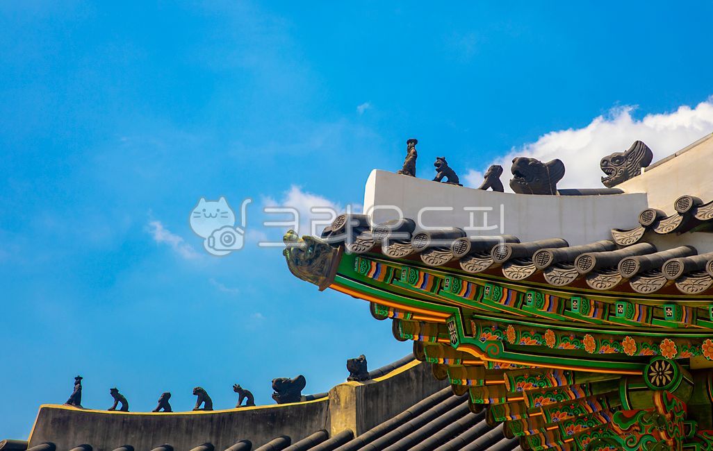 창덕궁,궁궐,잡상,덕수궁,처마,지붕,궁,한옥,서울,경복궁,오방색,건축물,koreanculture,한국문화,koreantraditional,한국전통,전통,문화,문화재