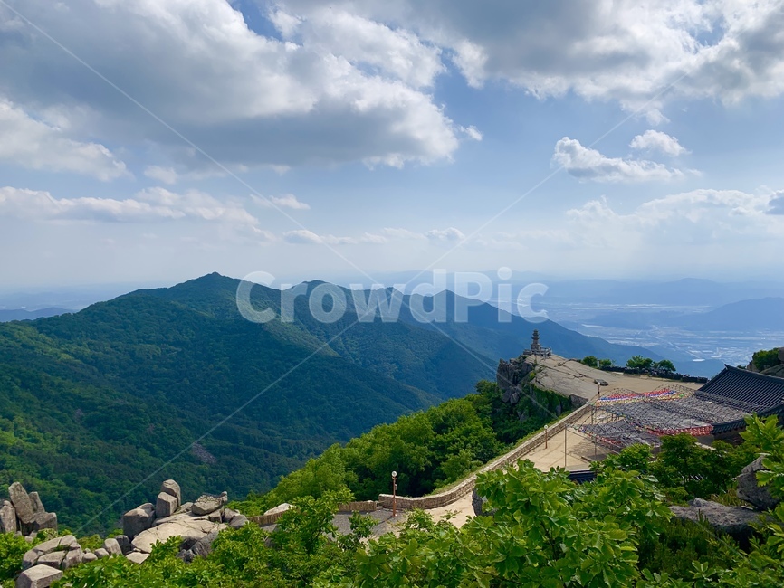 산,mountain,산정상,나무,하늘,구름,꼭대기