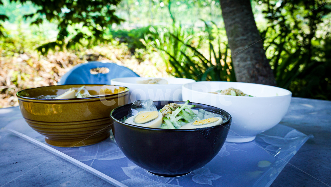 콩국수,국수,여름음식,음식,여름,한국요리,season,summer,koreanfood,한식,계란,오이,여름,계절,summer,season,음식,식재료,요리,food,cook,meal,dishes,food reserves,면류,면요리,noodles,bowl,사발,plant,식물