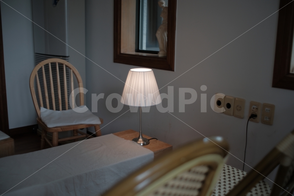 전등,카페,의자,거실,인테리어,콘센트,실내등,스탠드,인테리어,실내디자인,interior design