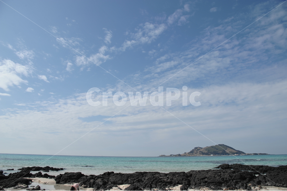 바다,산,구름,제주도,비양도,자연,풍경,nature,landscape,한국자연풍경,한국자연경관,korea nature landscape,제주도,jeju,jeju island,water,물,ocean,대양,sea,outdoors,옥외,shoreline,해안선,land,땅,promontory,곶